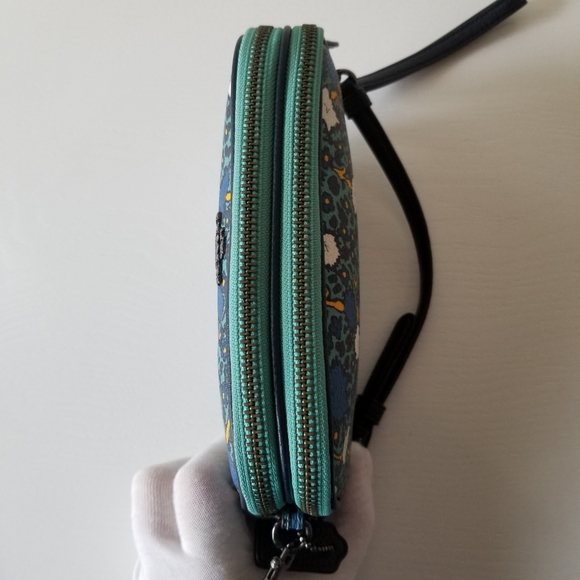 Coach Yankee Floral Crossbody Bag - Picture 5 of 11